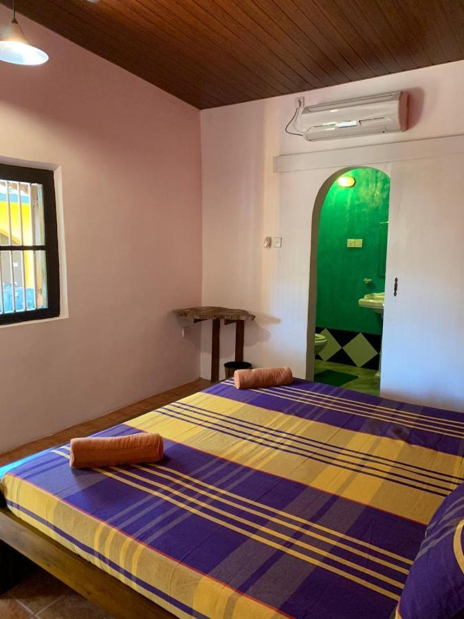 The Fat Mermaid Hotel Mirissa Bagian luar foto